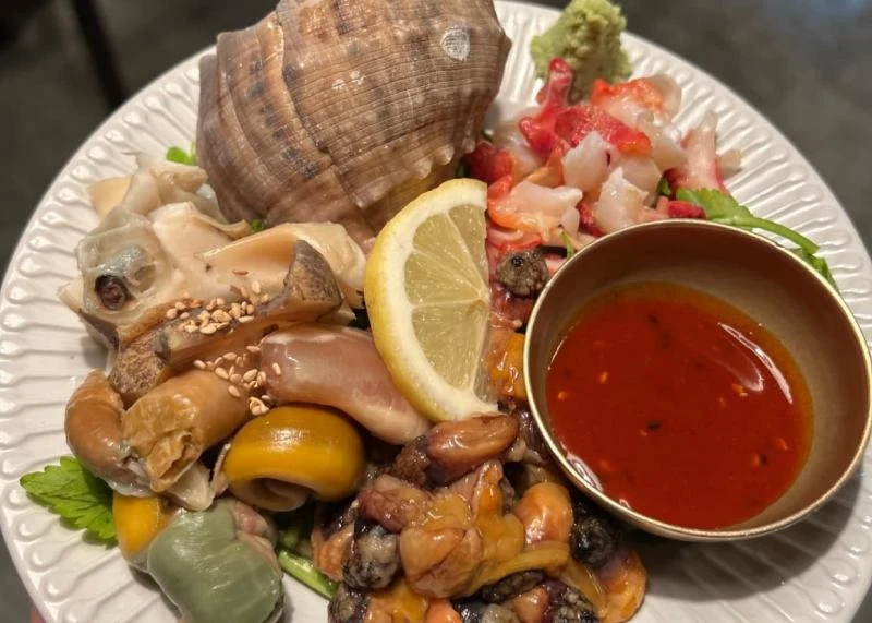 A seafood plate photographed at Sanho Sinsa; photograph date unknown.